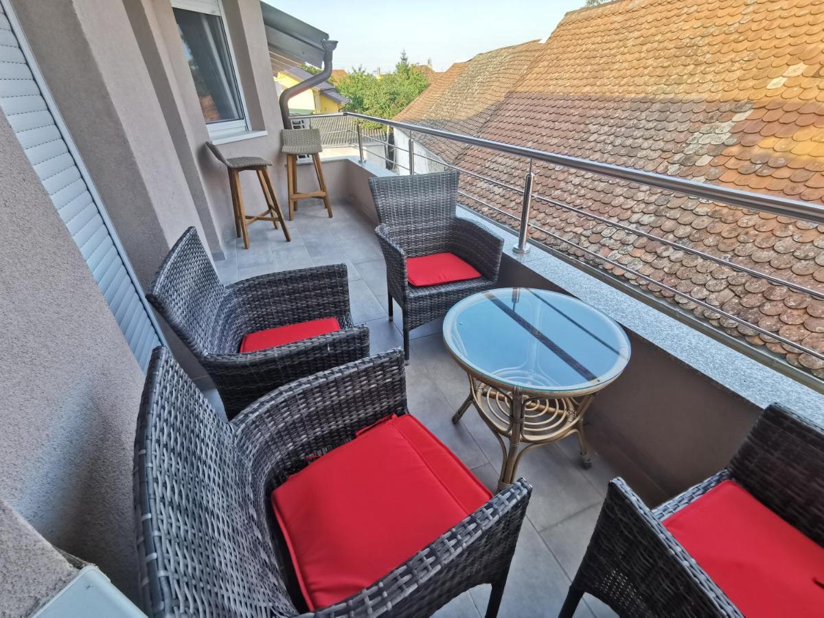 Apartman Bozur **** Satnica Dakovacka Dış mekan fotoğraf