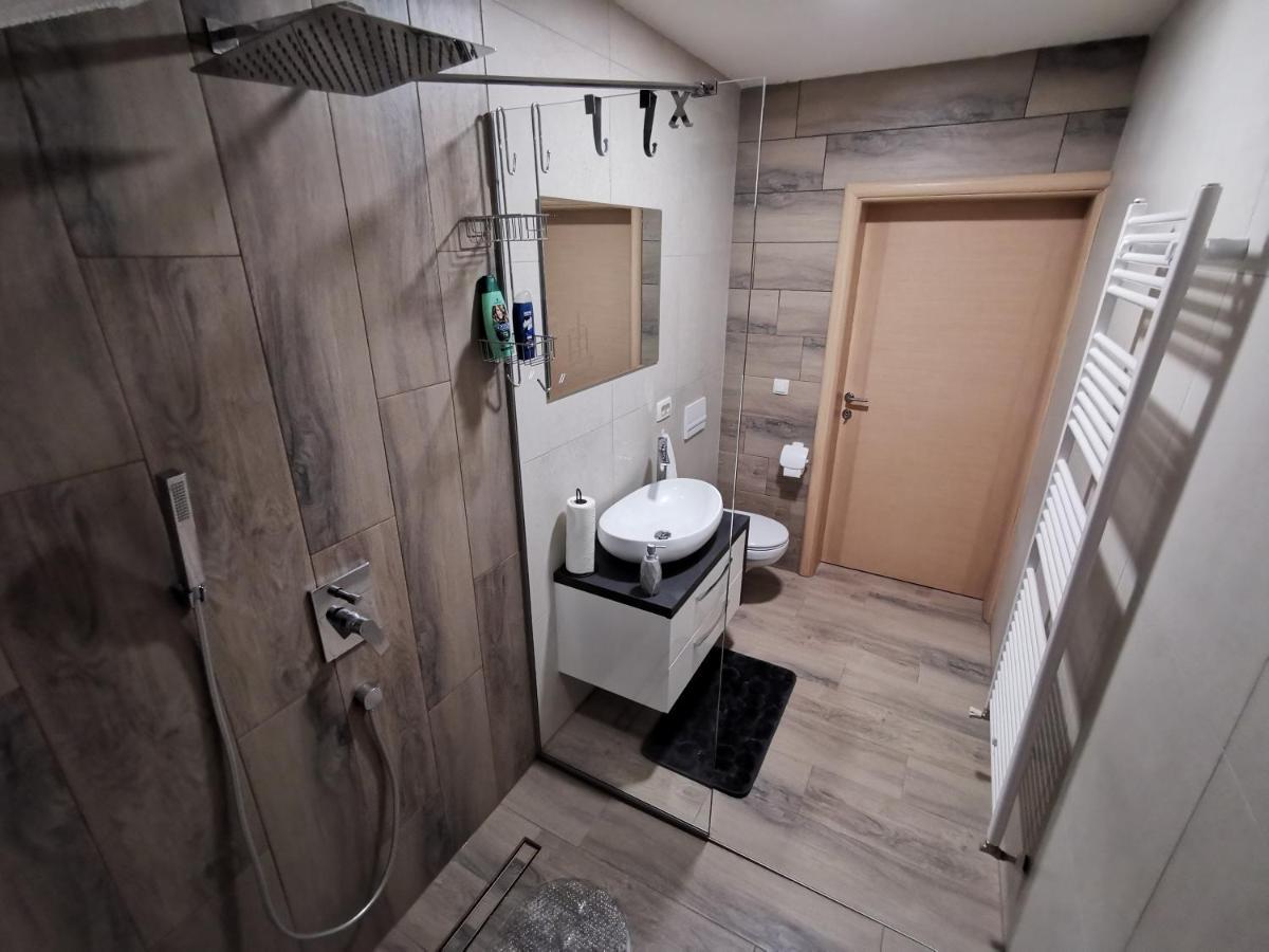 Apartman Bozur **** Satnica Dakovacka Dış mekan fotoğraf