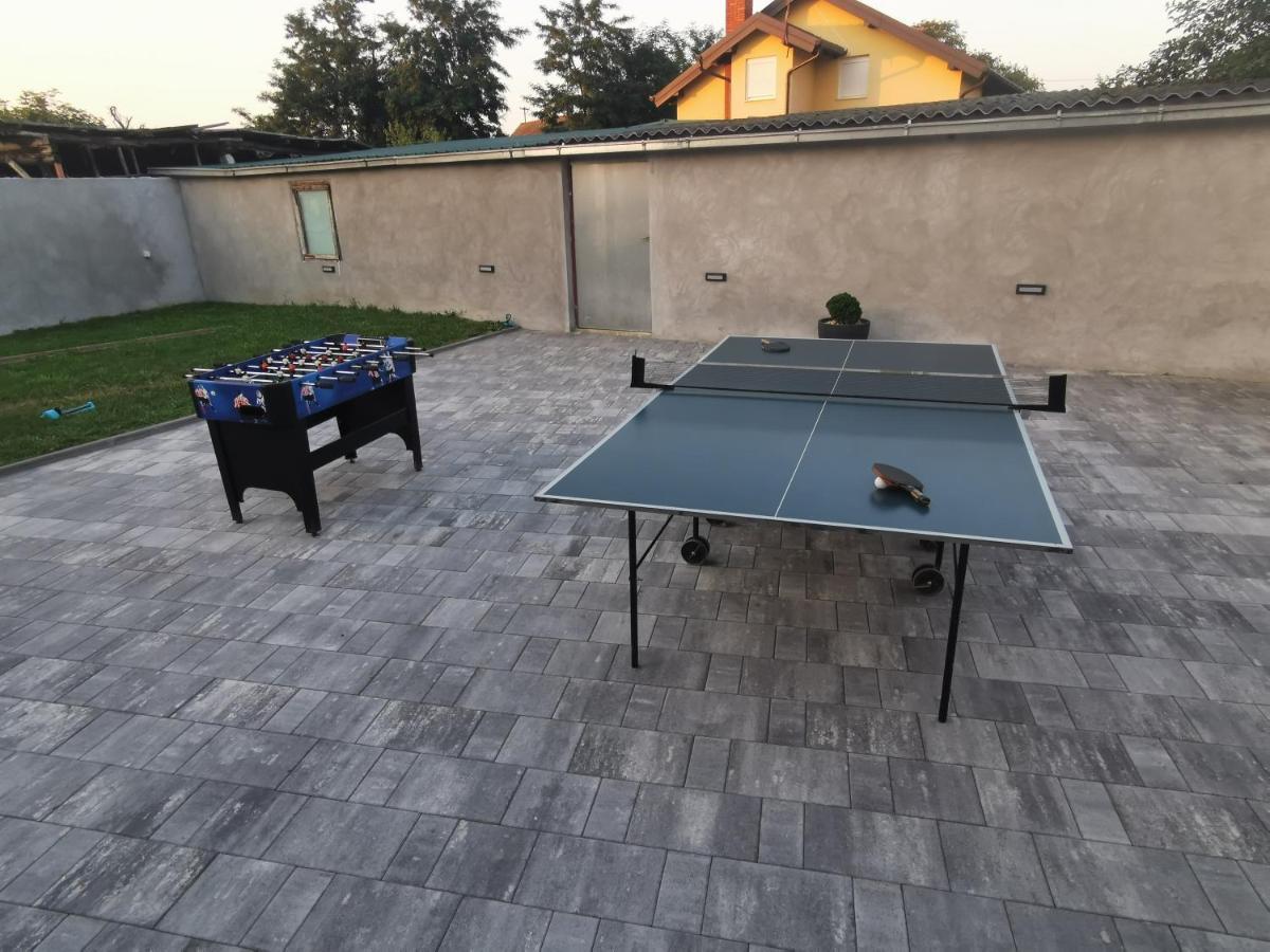 Apartman Bozur **** Satnica Dakovacka Dış mekan fotoğraf