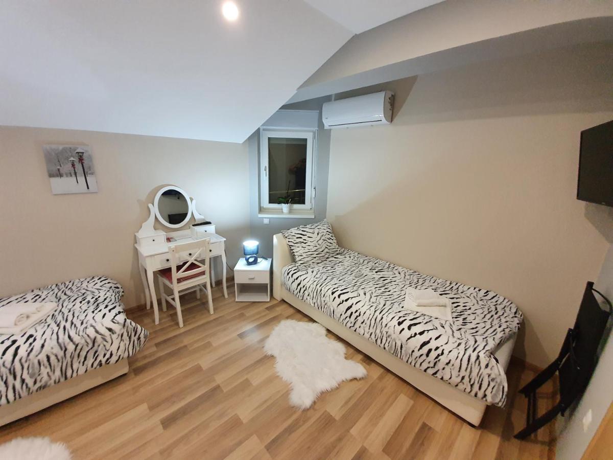 Apartman Bozur **** Satnica Dakovacka Dış mekan fotoğraf